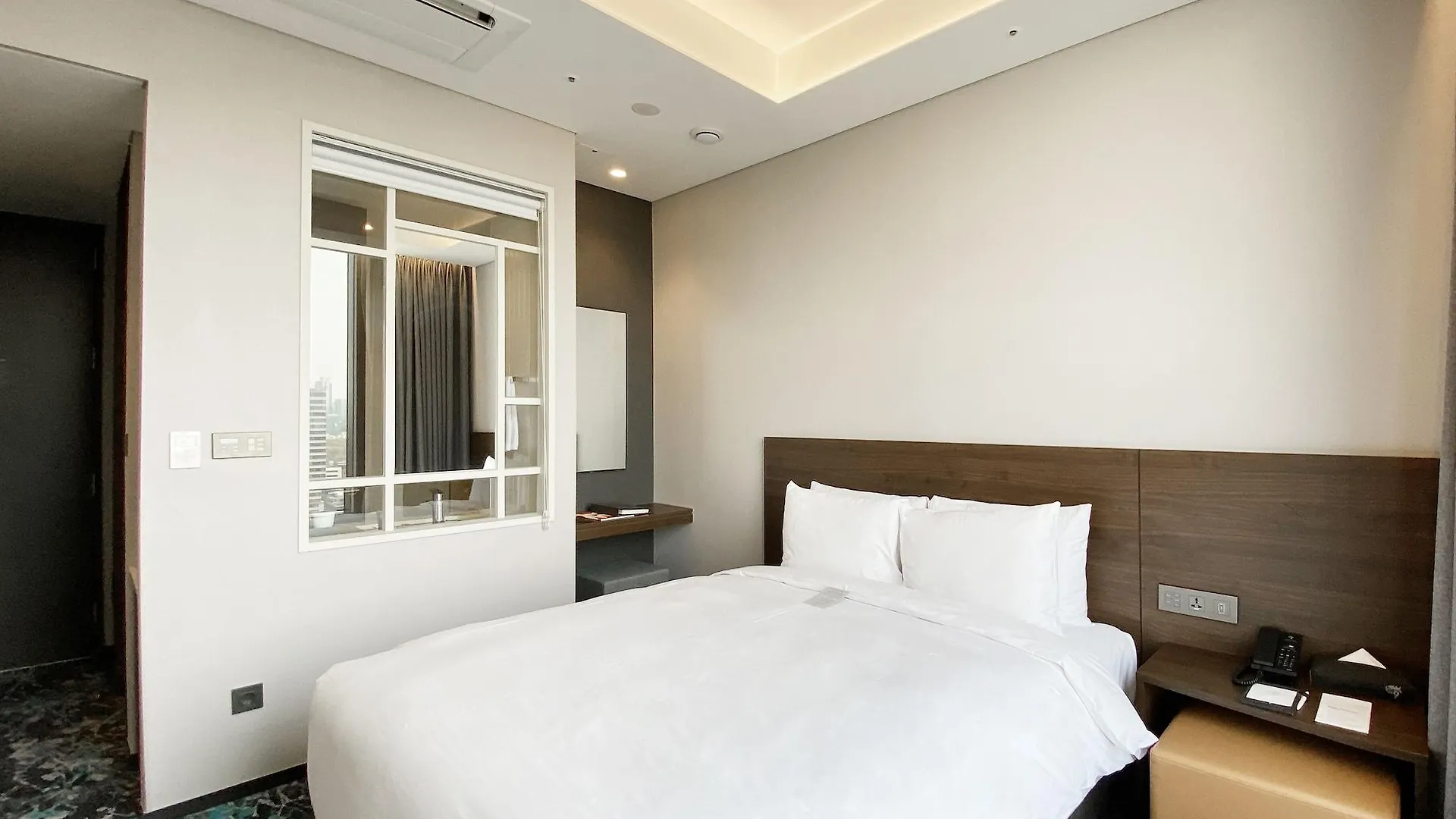 Hotel In 9 Seoul